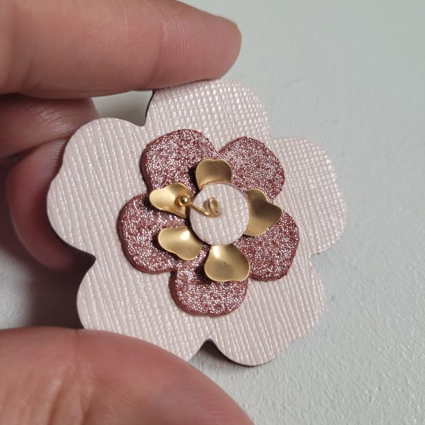 Broche fleur rose pale – Image 2